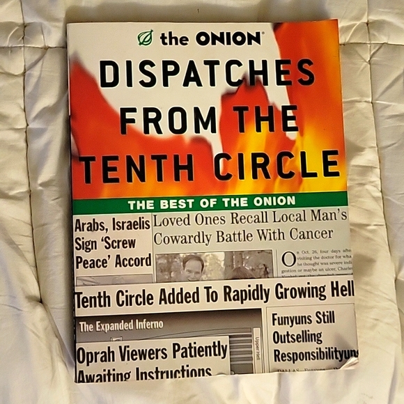 Book: The Onion - Picture 1 of 7